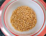 A picture of step 1 of Arhar Dal Khichdi.