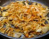 Foto del paso 3 de la receta: Lombarda Salteada con Tiras de Lomo