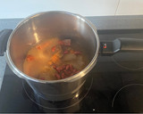 Foto del paso 4 de la receta: Alubias rojas con chorizo en olla express