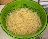 Hình bước làm 1 của món Mì xào bò