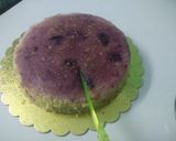 A picture of step 33 of Lemonade blueberry cake.