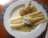 A picture of step 6 of White Asparaguses Mayonnaise Sauce.