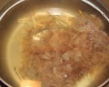 A picture of step 4 of Dried Small Sardines, Bonito Flakes, and Kombu Dashi Stock.