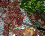 Foto del paso 1 de la receta: Tiras de Jamón Serrano con granos de lentejas guisadas