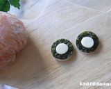 A picture of step 6 of Easy Car-Shaped Rice Balls.