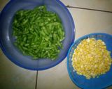 Foto langkah ke 3 dari resep Tumis buncis jagung telur.