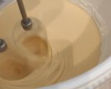 Almás-fahéjas-diós kuglóf recept fázis 2 fotója