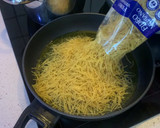 Foto del paso 2 de la receta: Fideos con conejo y setas