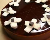 A picture of step 8 of Chocolate Mousse and Jello Cake.
