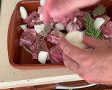 Foto del paso 3 de la receta: Costillas al horno con cerveza