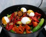 A picture of step 3 of Spicy Potato And Carrot With Egg.