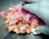 A picture of step 6 of Ultimate Pepperoni Pineapple Pizza Burgers.