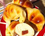Foto del paso 6 de la receta: Medialunas rellenas con membrillo y dulce de leche