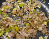 Foto del paso 1 de la receta: Risotto de setas con pollo a la provenzal