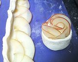 A picture of step 14 of Apple Rose Pastries.
