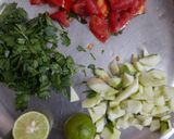 A picture of step 2 of Multicolor Salad.