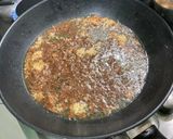 Une image de l'étape 6 de Tagliatelles vertes aux anchois, ail, tomates et persil.