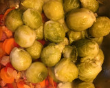 Foto del paso 3 de la receta: Coles de Bruselas en salsa