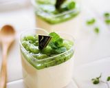 A picture of step 8 of Kiwi and Mousse No-Bake Cheesecake.