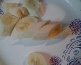 A picture of step 2 of Banana breakfast.