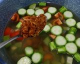 Foto langkah ke 5 dari resep Mamaci Sayur Sup Oyong Sederhana.