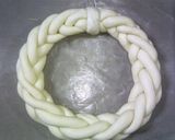 A picture of step 12 of Christmas Wreath Made From Bread.