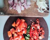 Foto langkah ke 3 dari resep Cah kangkung udang.