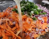 Foto del paso 2 de la receta: Ensalada de zanahoria y membrillo