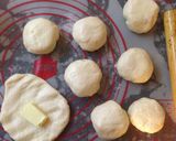 A picture of step 3 of Mexican Coffee Buns (Rotiboy).