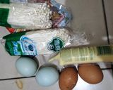 Foto langkah ke 1 dari resep Fried Enoki salted egg.