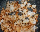 Foto langkah ke 5 dari resep Nasi Goreng Kimchi.