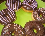 Foto langkah ke 6 dari resep Donat lembut tanpa telur.