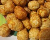 Foto langkah ke 2 dari resep Cah Telur Puyuh, Jamur Kuping, dan Mente Goreng.
