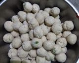 Foto langkah ke 5 dari resep Cilok Udang Rebon.
