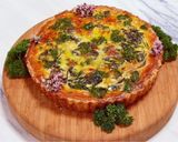 A picture of step 8 of Spinach tart with yoghurt and cheddar crust.