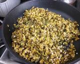 A picture of step 5 of Sprouts & Oats Poha.