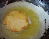 A picture of step 3 of Sweet potato Puri.