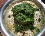 A picture of step 2 of Palak masala puri.