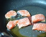 A picture of step 6 of Sauted Autumn Salmon, Mushrooms and Atsu-age Tofu with Soy Sauce.
