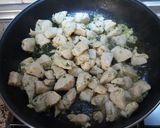 Foto del paso 7 de la receta: Solomillo de pavo al ajillo
