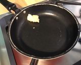 A picture of step 7 of Ham, Cream, and Herb Omelet.