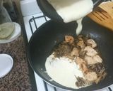 Foto del paso 9 de la receta: Pollo con crema de champiñones