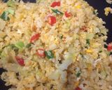 Foto langkah ke 4 dari resep Nasi goreng teri.