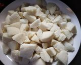 A picture of step 1 of Vegetable Fried Idli.