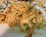 A picture of step 4 of Noodles with Shrimp and Lemon.