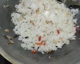 Foto langkah ke 2 dari resep Nasi Goreng Sederhana.