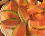 A picture of step 1 of Melon And Prosciutto Crudo.