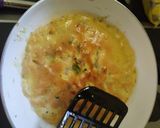 চিজি সালামি অমলেট (cheesy salami omelette recipe in Bengali) রেসিপি ধাপ - 5 ছবি
