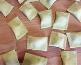 Foto del passaggio 4 della ricetta Tortelli di piselli