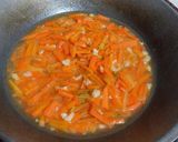 Foto langkah ke 6 dari resep Tumis Wortel Bawang Putih.